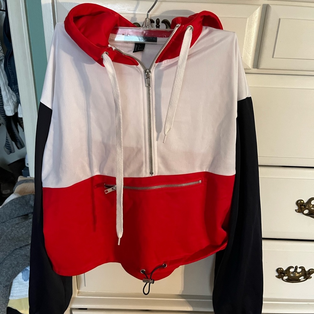 cropped red blue and white quarter zip